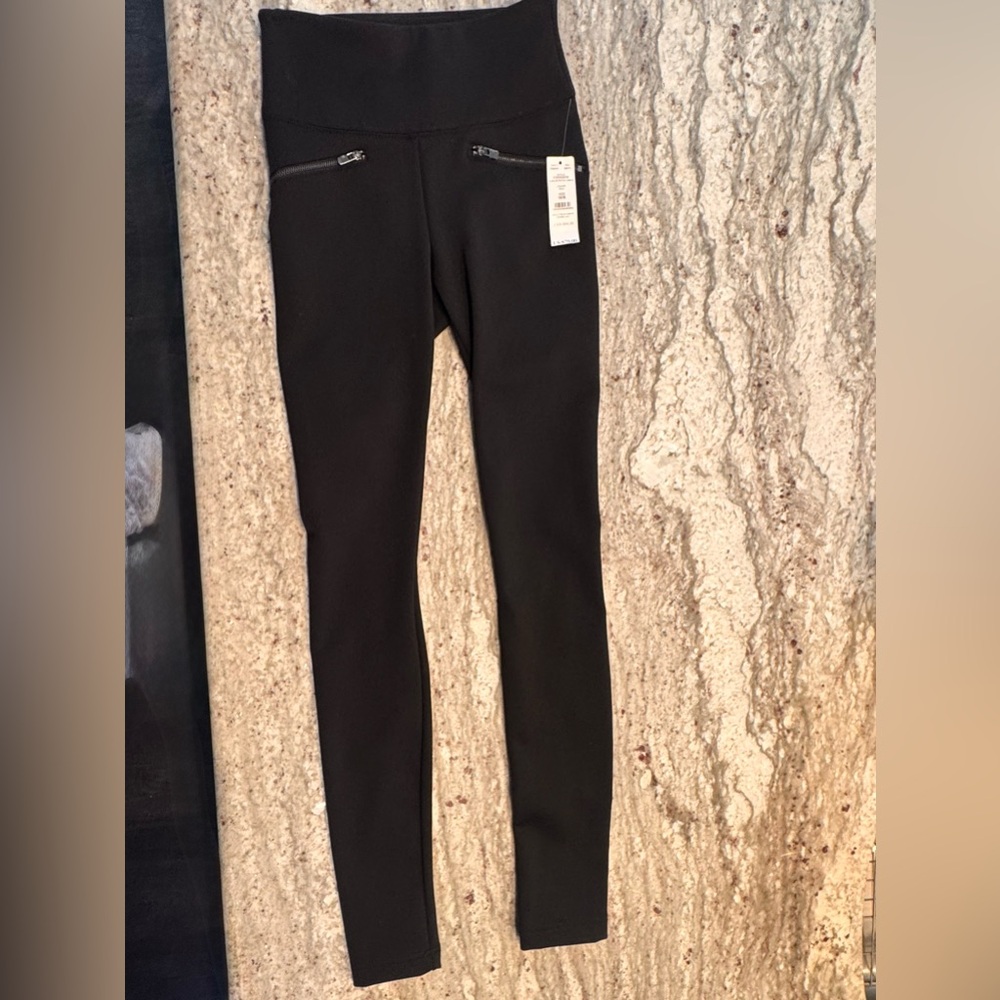 NWT 
White House Black Market Leggings